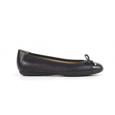 Women's Geox 'Lola' Ballerina Flat in Navy