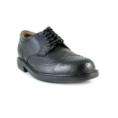 dockers wingtips